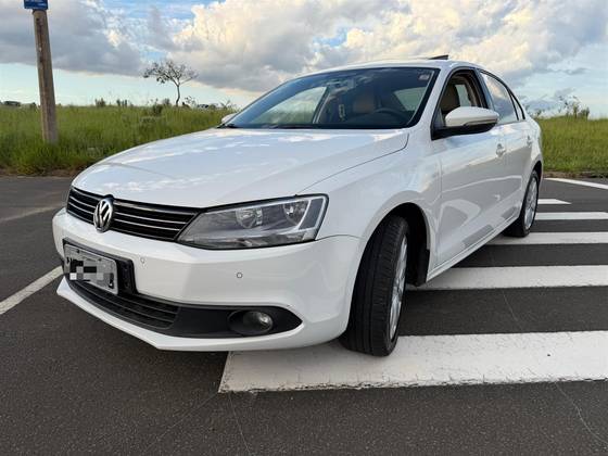 VOLKSWAGEN JETTA 2.0 COMFORTLINE FLEX 4P TIPTRONIC VOLKSWAGEN JETTA 2.0 COMFORTLINE FLEX 4P TIPTRONIC